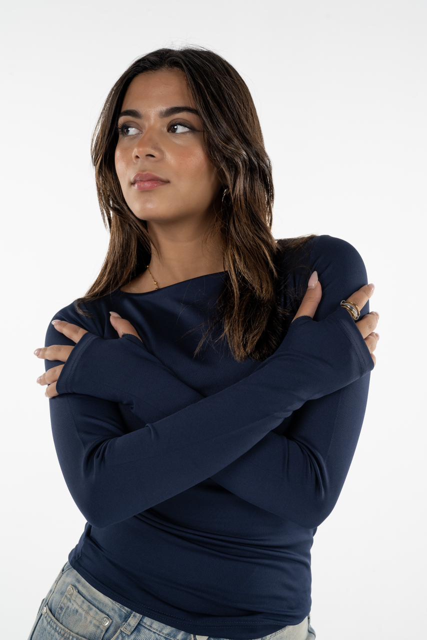 Thumb Long Sleeve Top